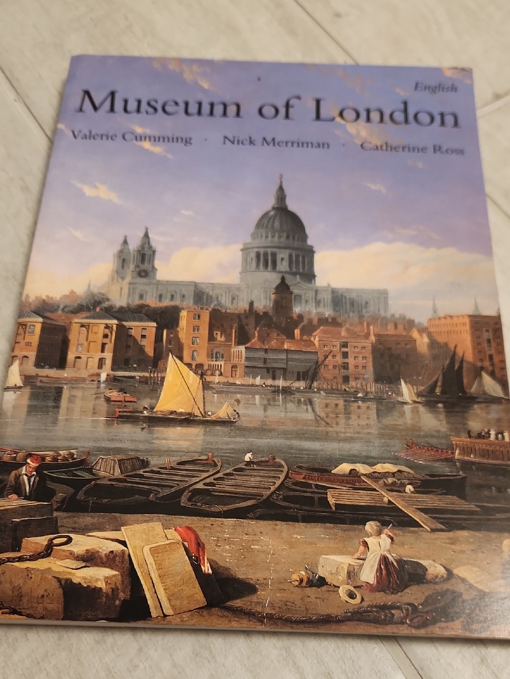 🌴Museum of London Illustrated Art Book - Blue Cover